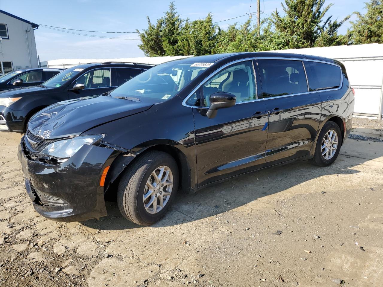 CHRYSLER VOYAGER LX 2023