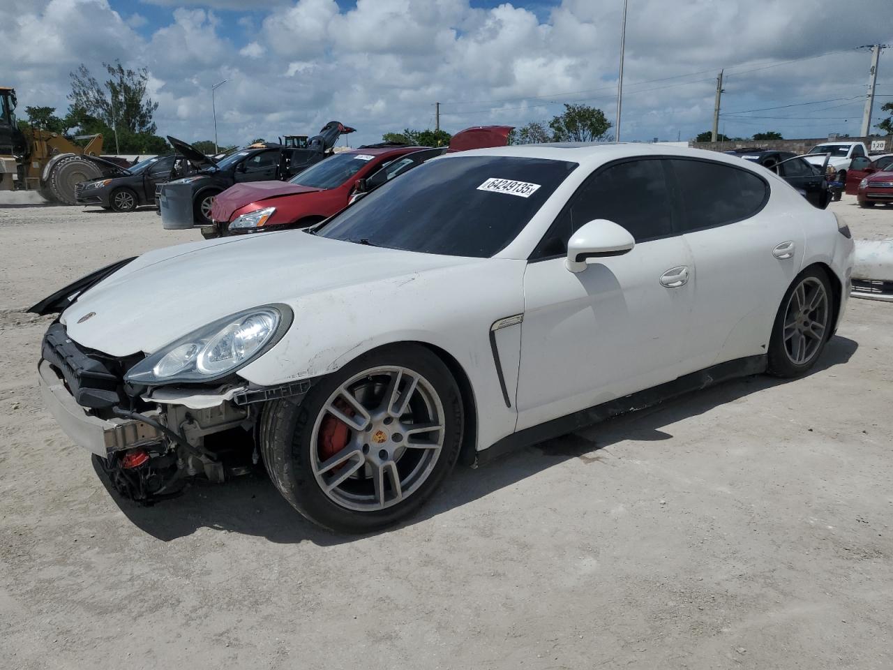 PORSCHE PANAMERA 2 2011