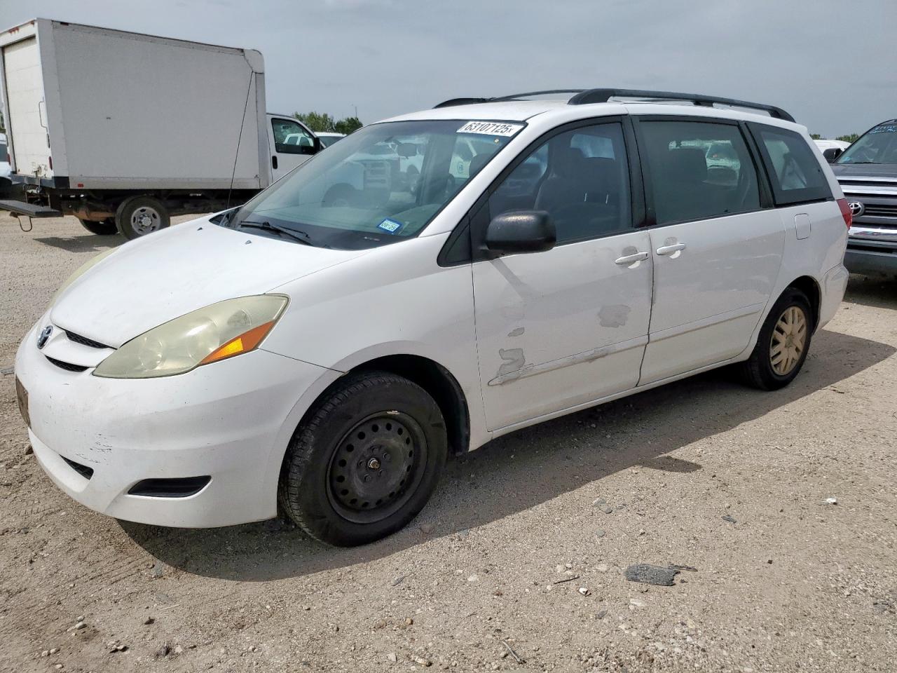 TOYOTA SIENNA CE 2006