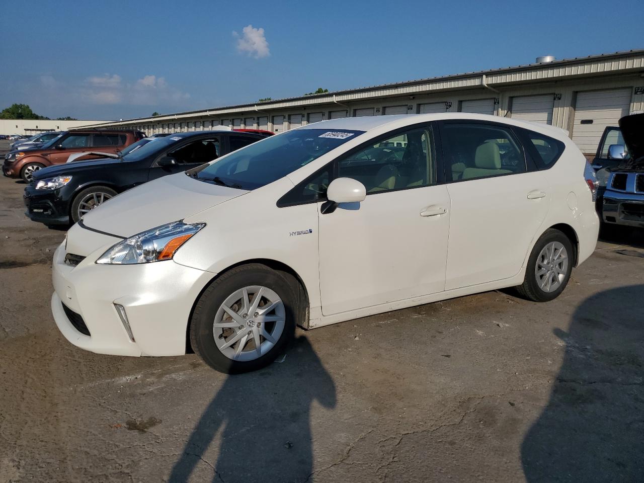 TOYOTA PRIUS V 2014