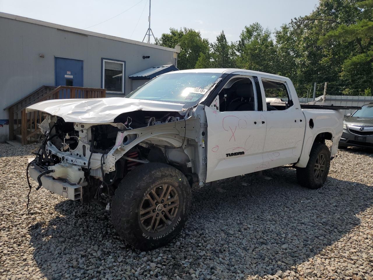 TOYOTA TUNDRA CREWMAX SR 2023