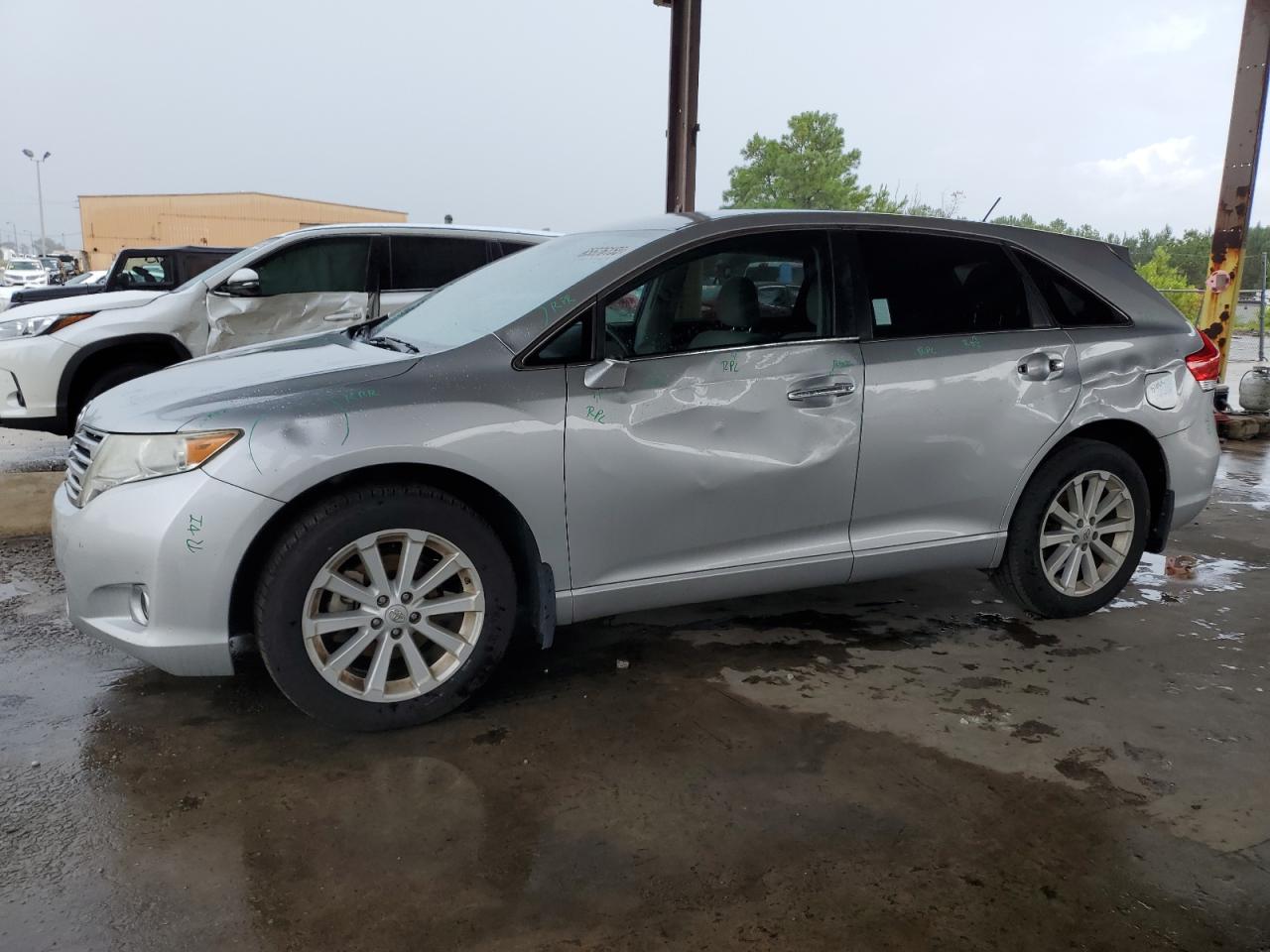 TOYOTA VENZA 2011