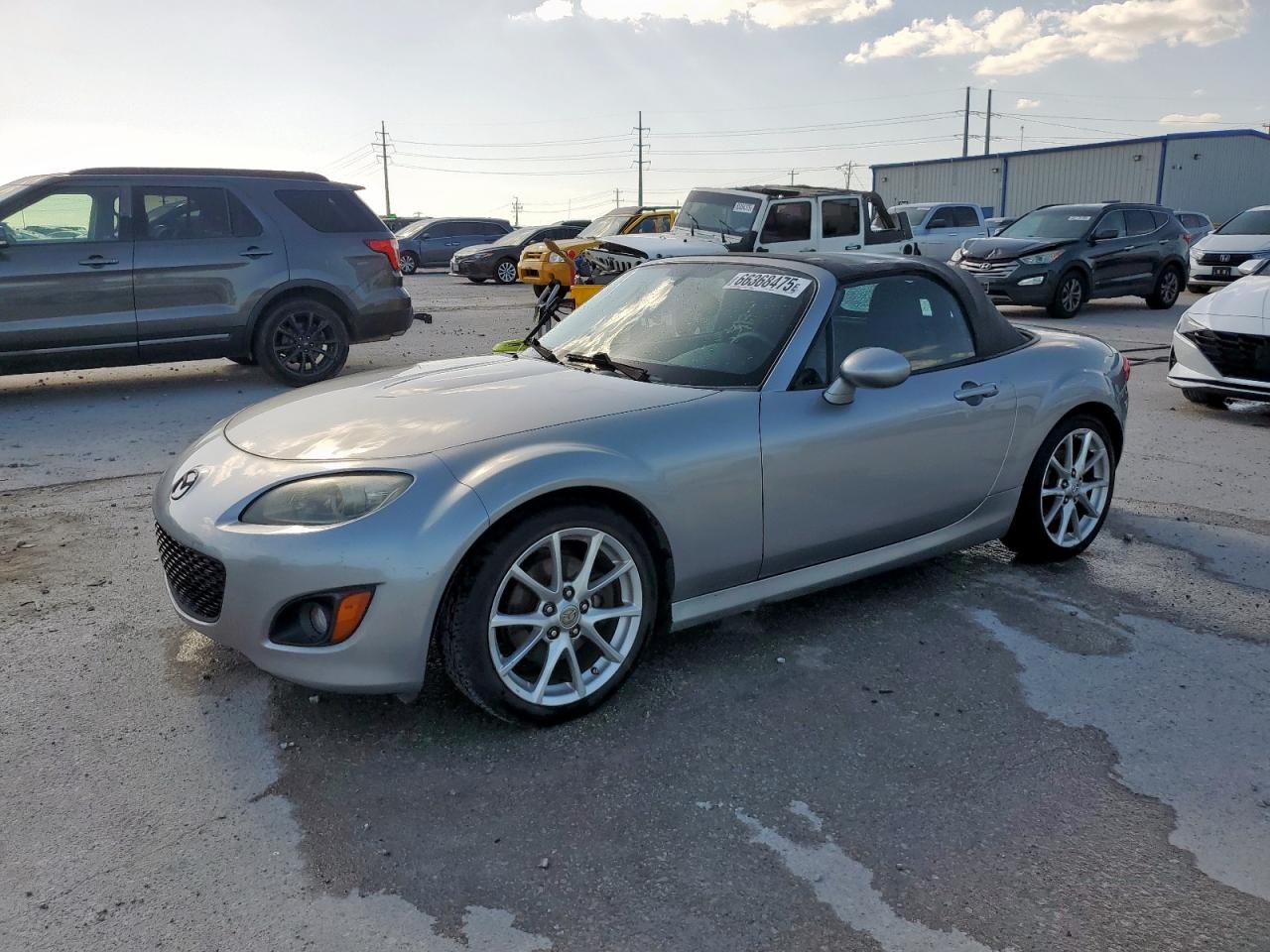 MAZDA MX-5 MIATA 2011