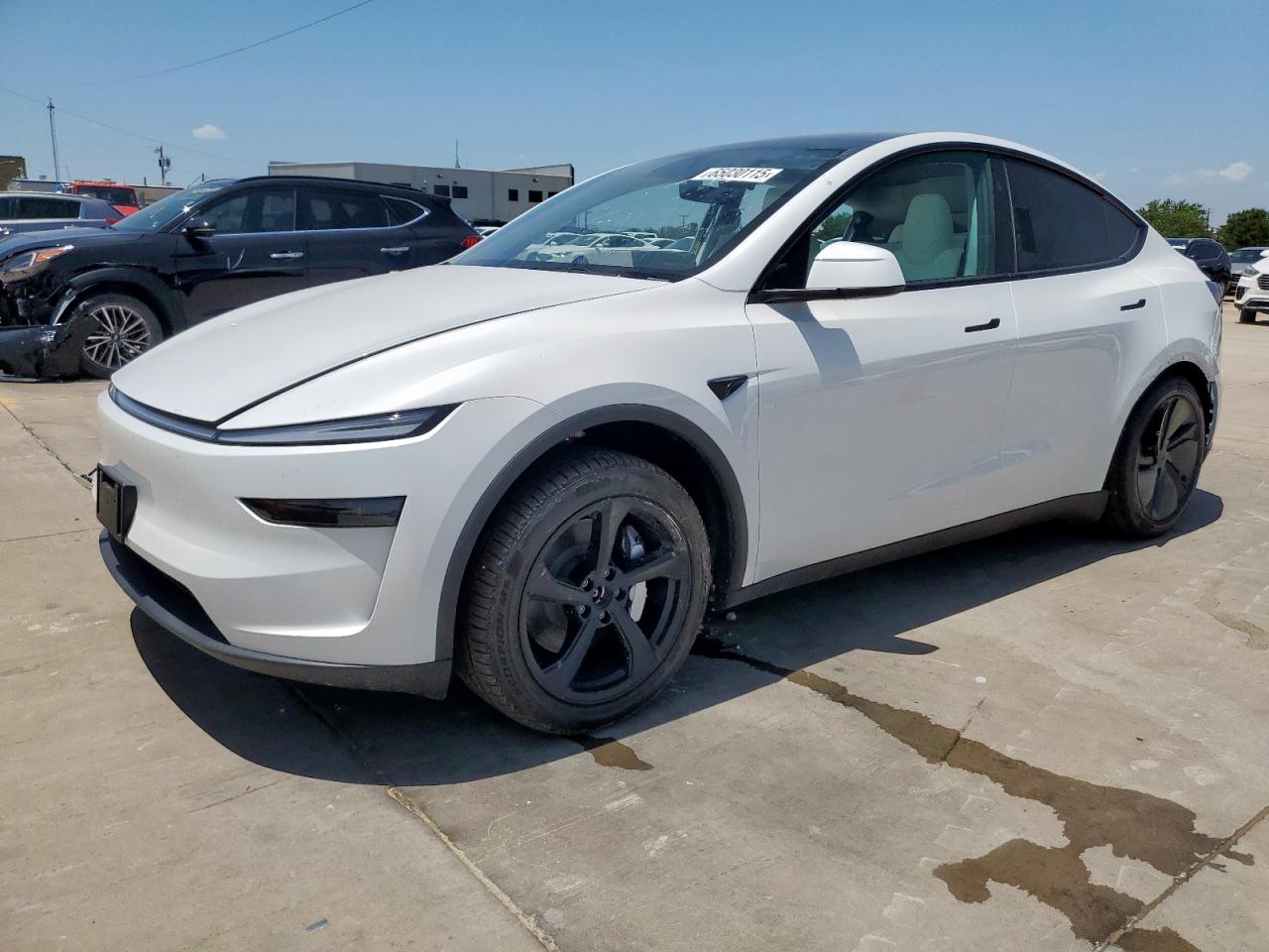 TESLA MODEL Y 2026
