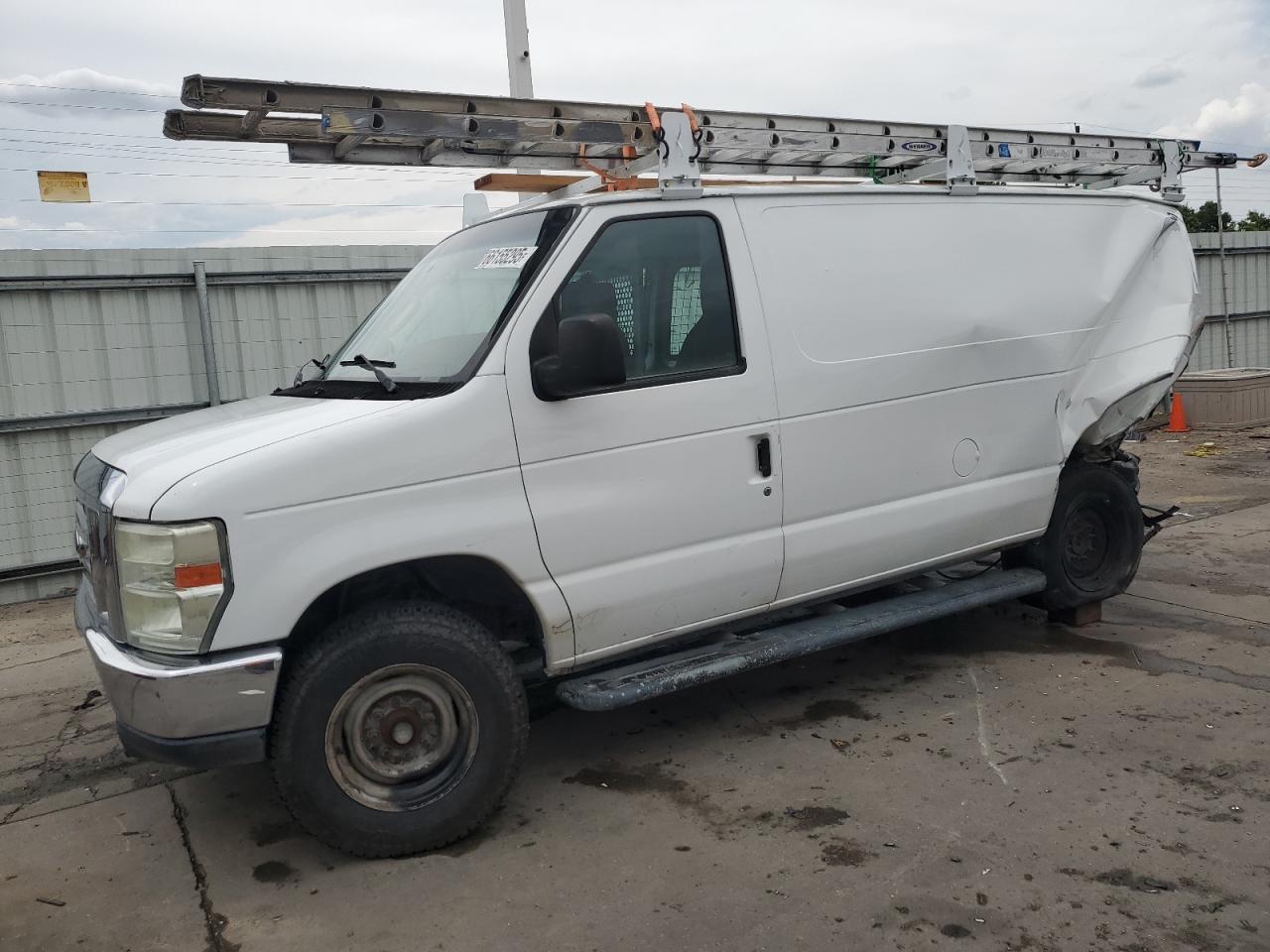 FORD ECONOLINE 2009
