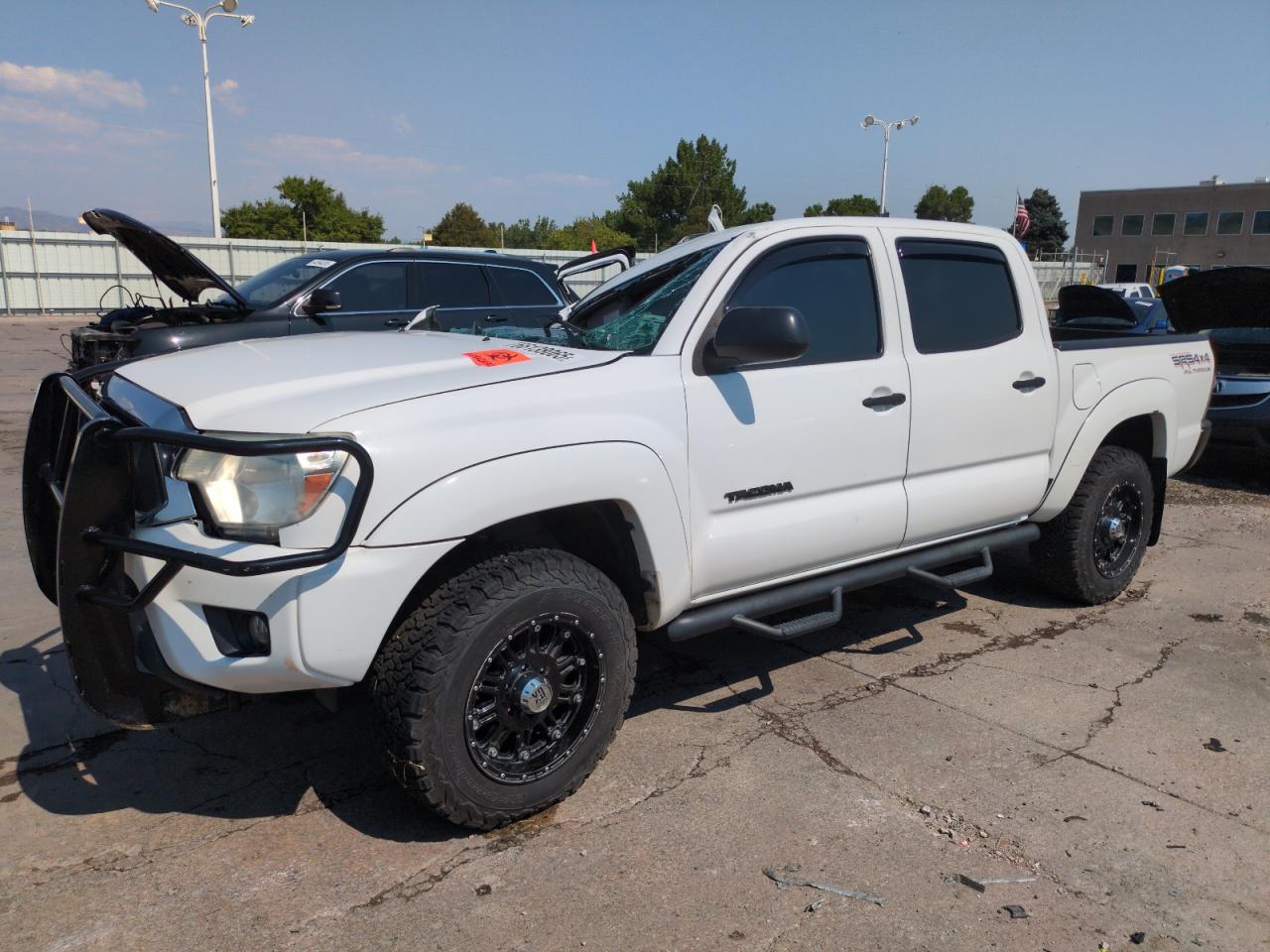 TOYOTA TACOMA DOU 2015