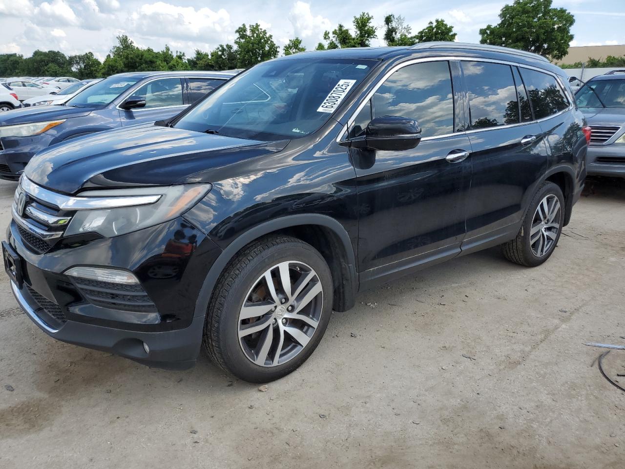 HONDA PILOT TOUR 2017