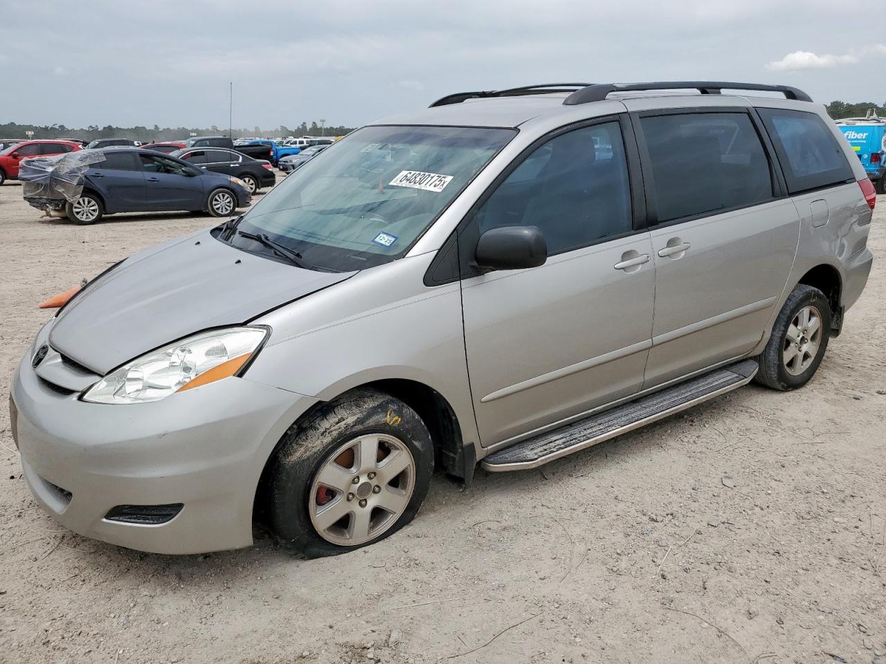 TOYOTA SIENNA CE 2006