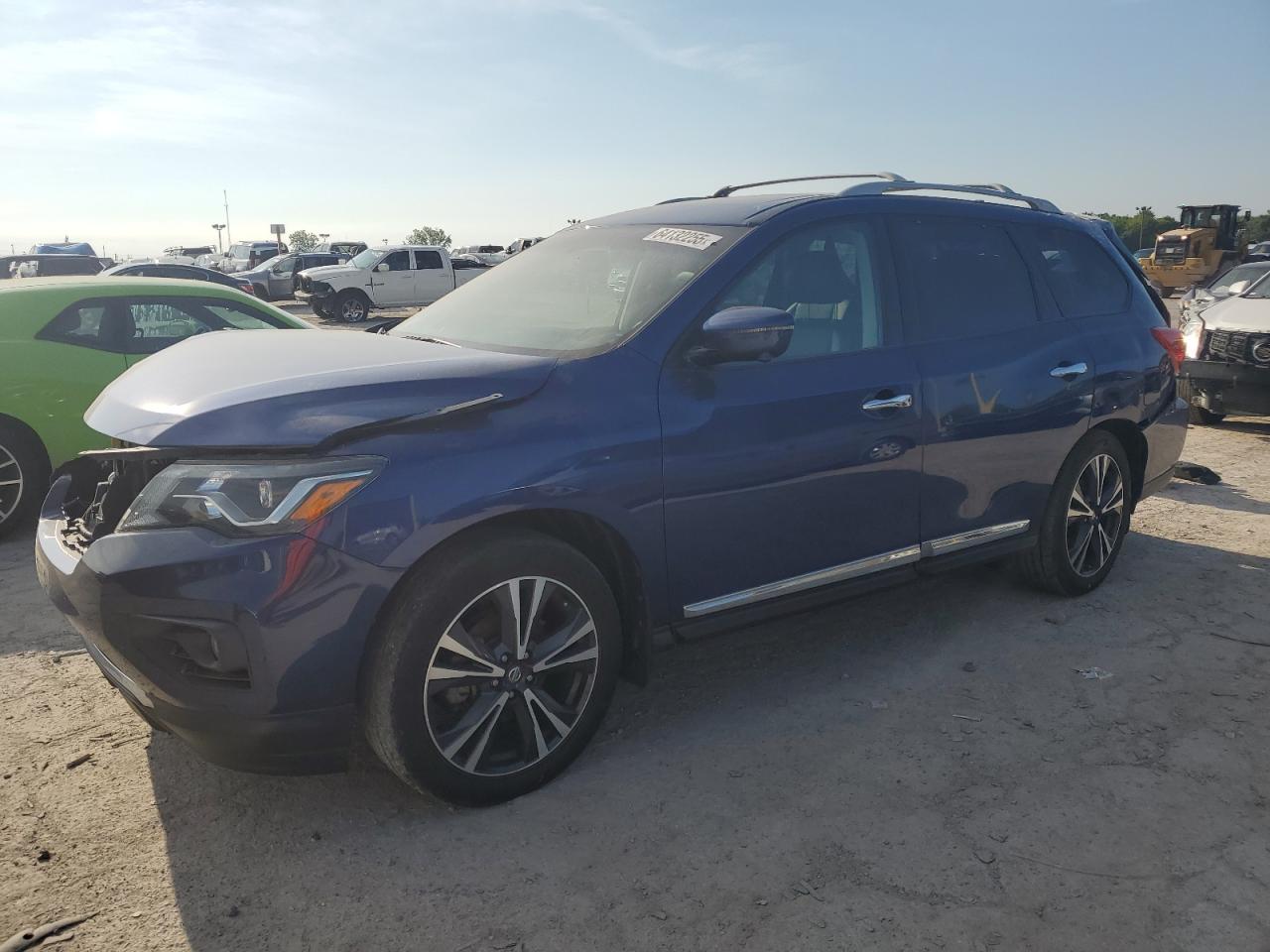 NISSAN PATHFINDER 2019