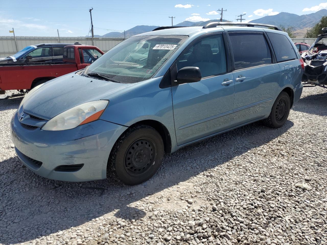 TOYOTA SIENNA CE 2008