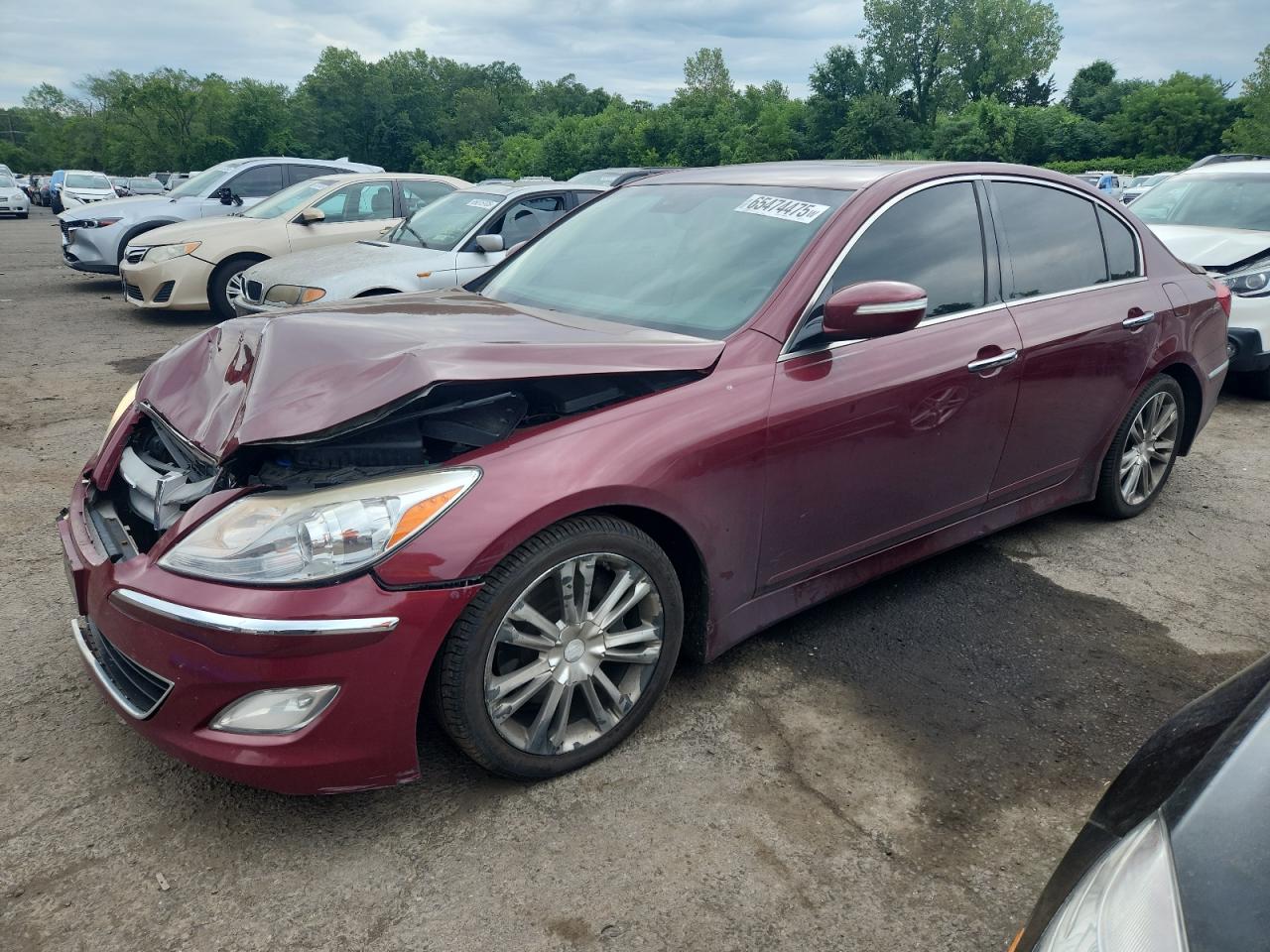 HYUNDAI GENESIS 3. 2012