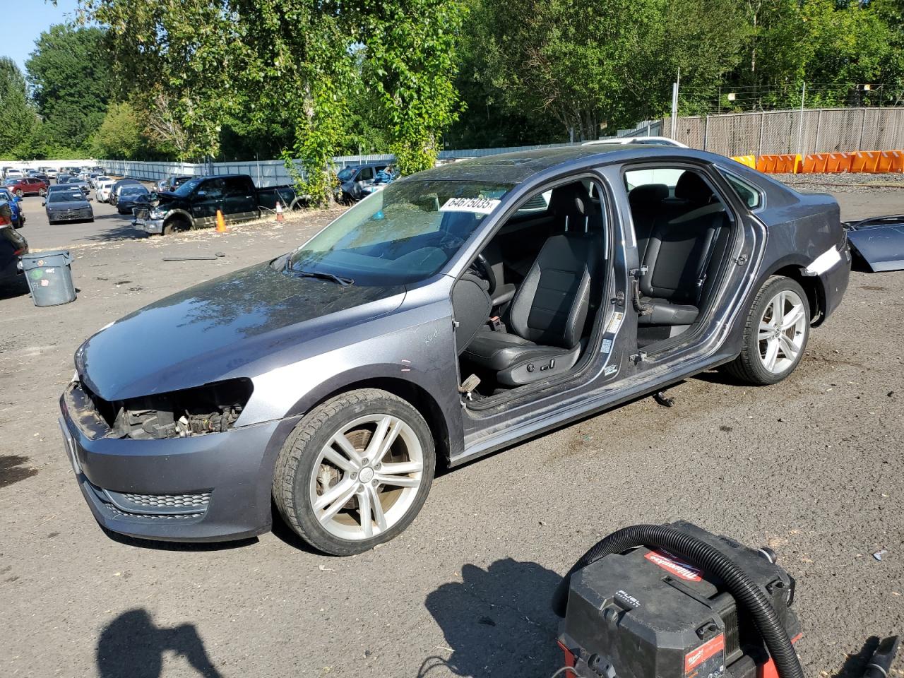 VOLKSWAGEN PASSAT SE 2014