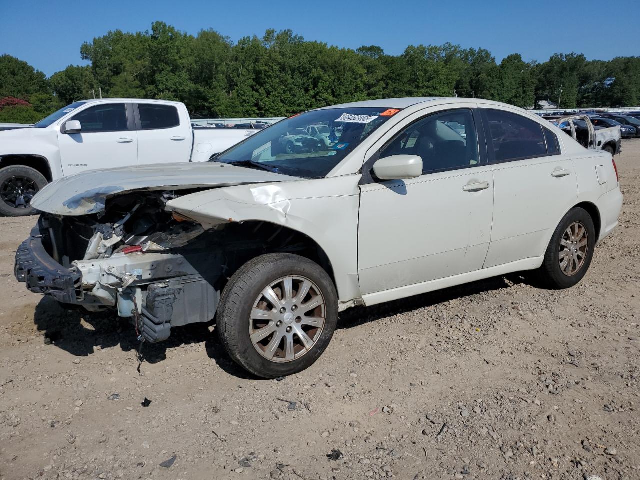MITSUBISHI GALANT ES 2009