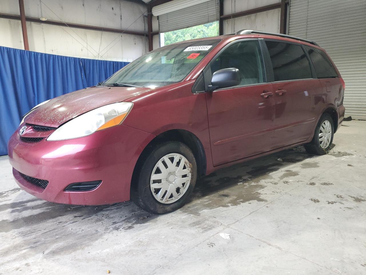 TOYOTA SIENNA CE 2008