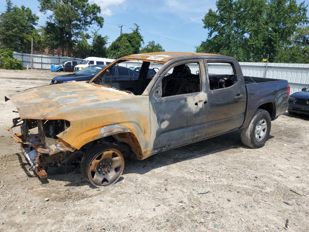 TOYOTA TACOMA DOU 2020