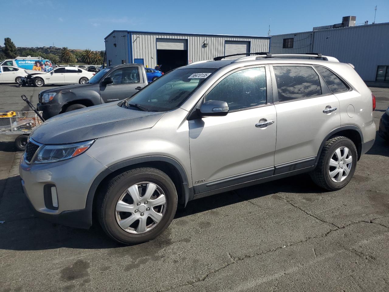 KIA SORENTO LX 2014