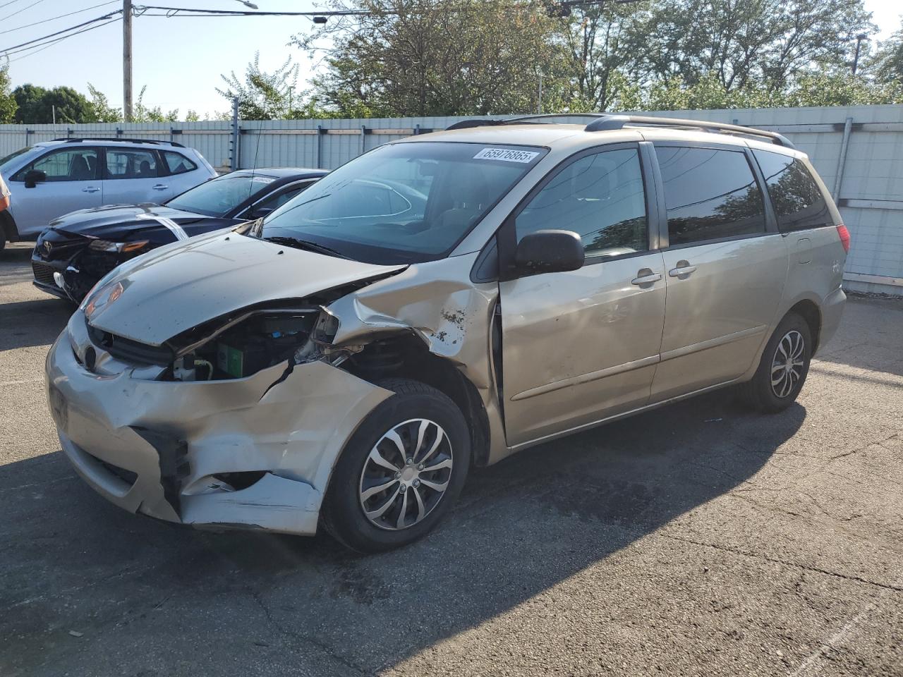 TOYOTA SIENNA CE 2010