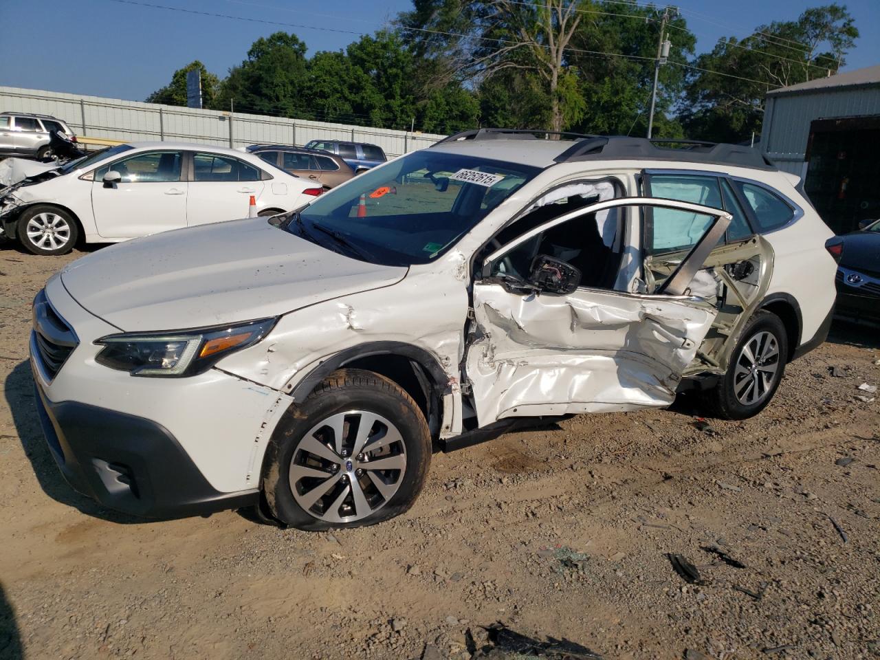 SUBARU OUTBACK 2020