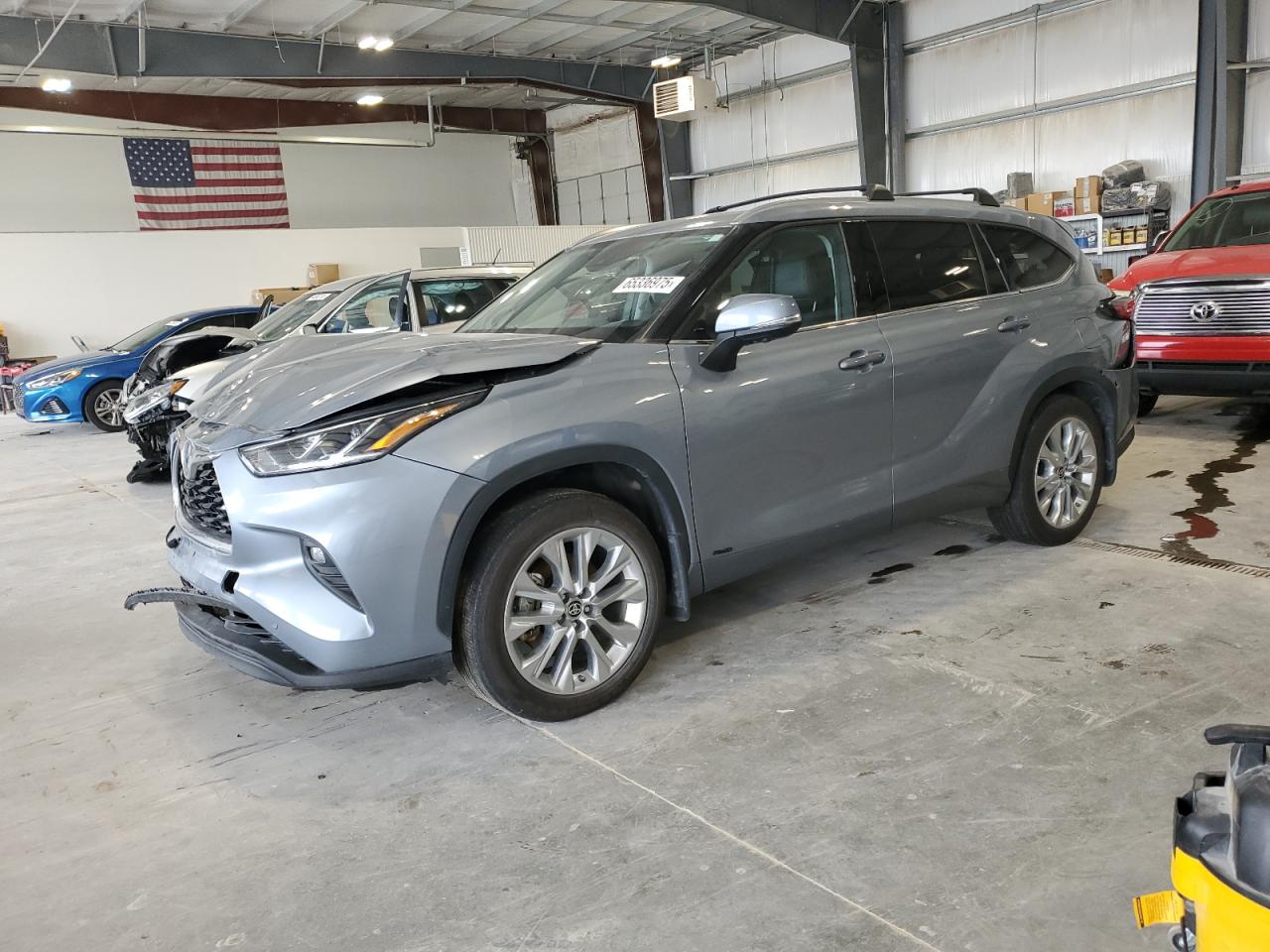 TOYOTA HIGHLANDER HYBRID LIMITED 2023
