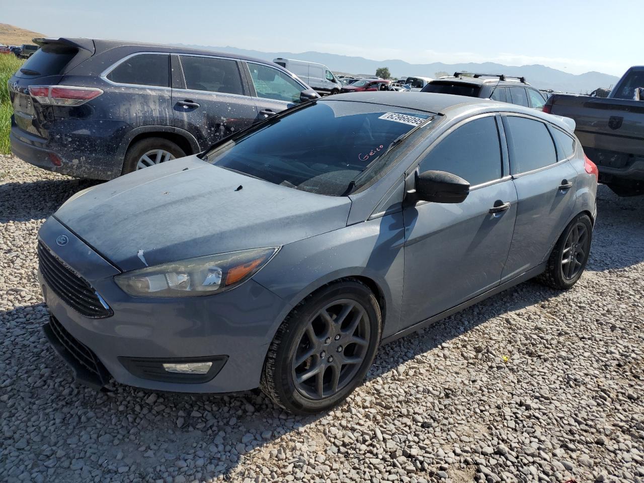 FORD FOCUS SE 2015