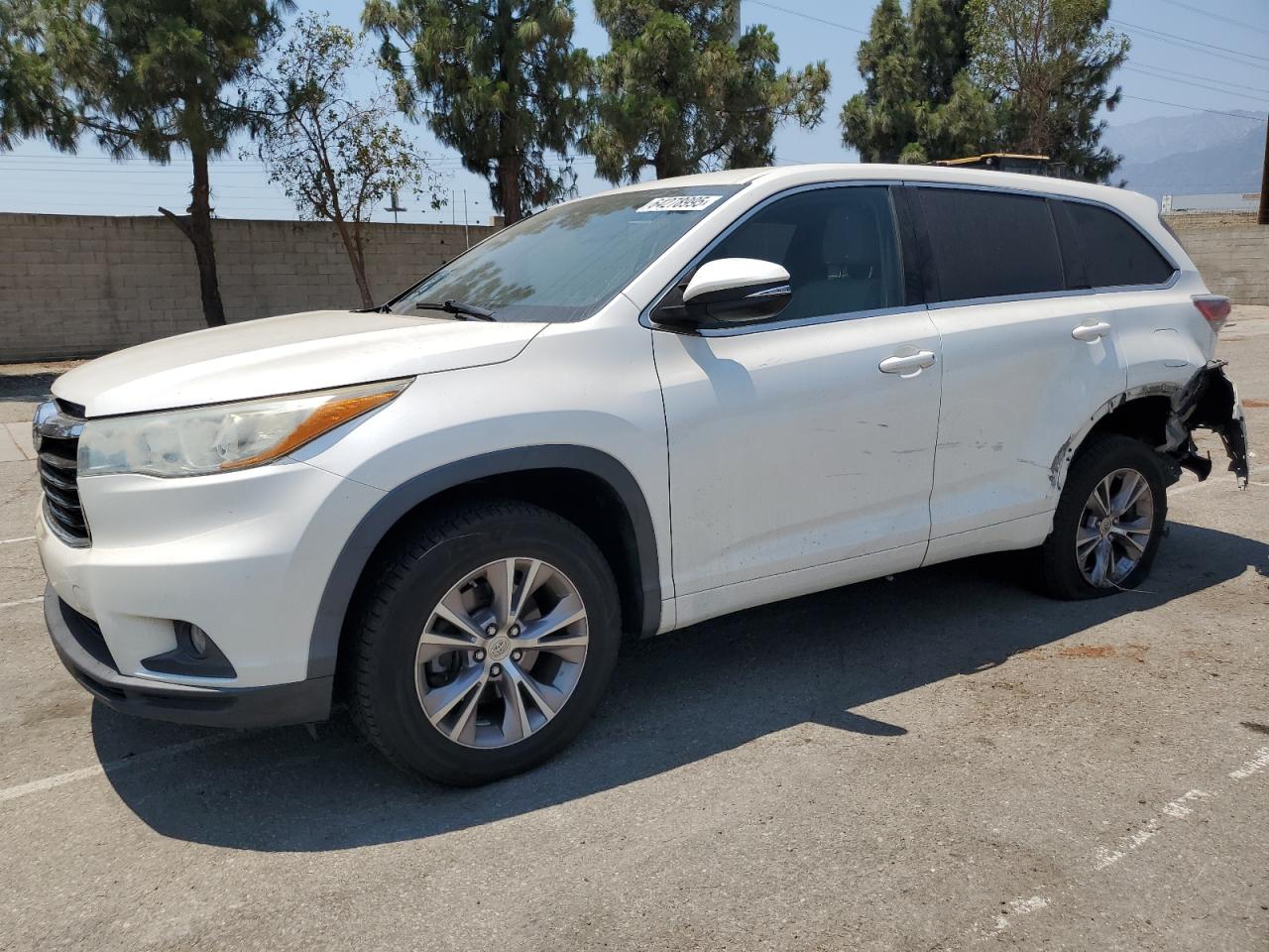 TOYOTA HIGHLANDER 2015