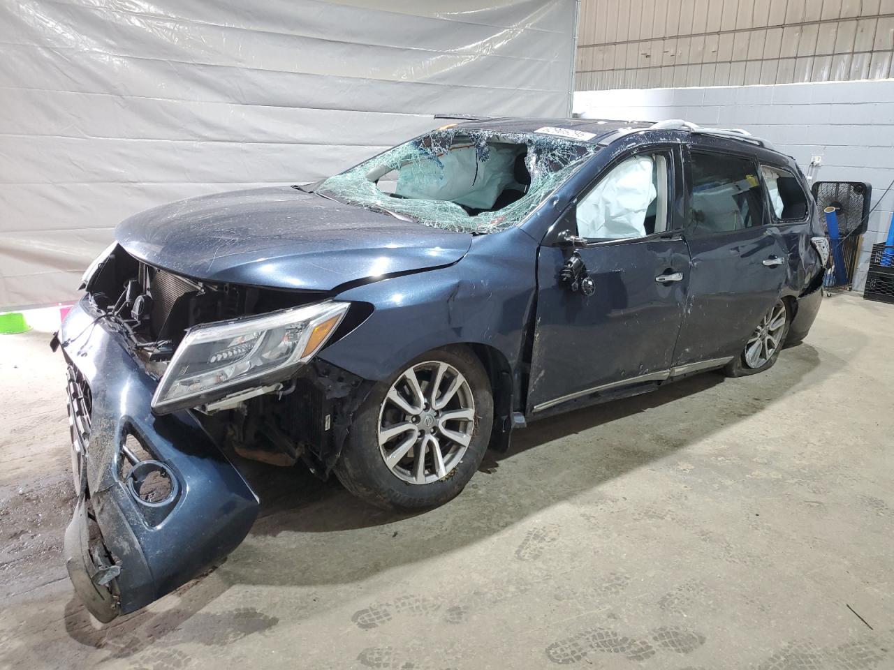NISSAN PATHFINDER 2016