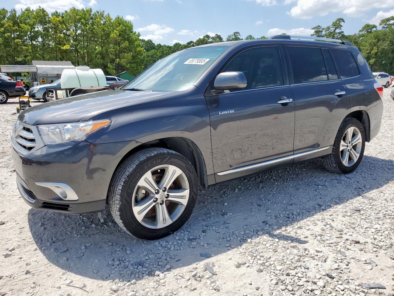 TOYOTA HIGHLANDER 2013