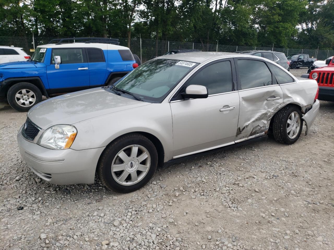 FORD FIVE HUNDRED SE 2006