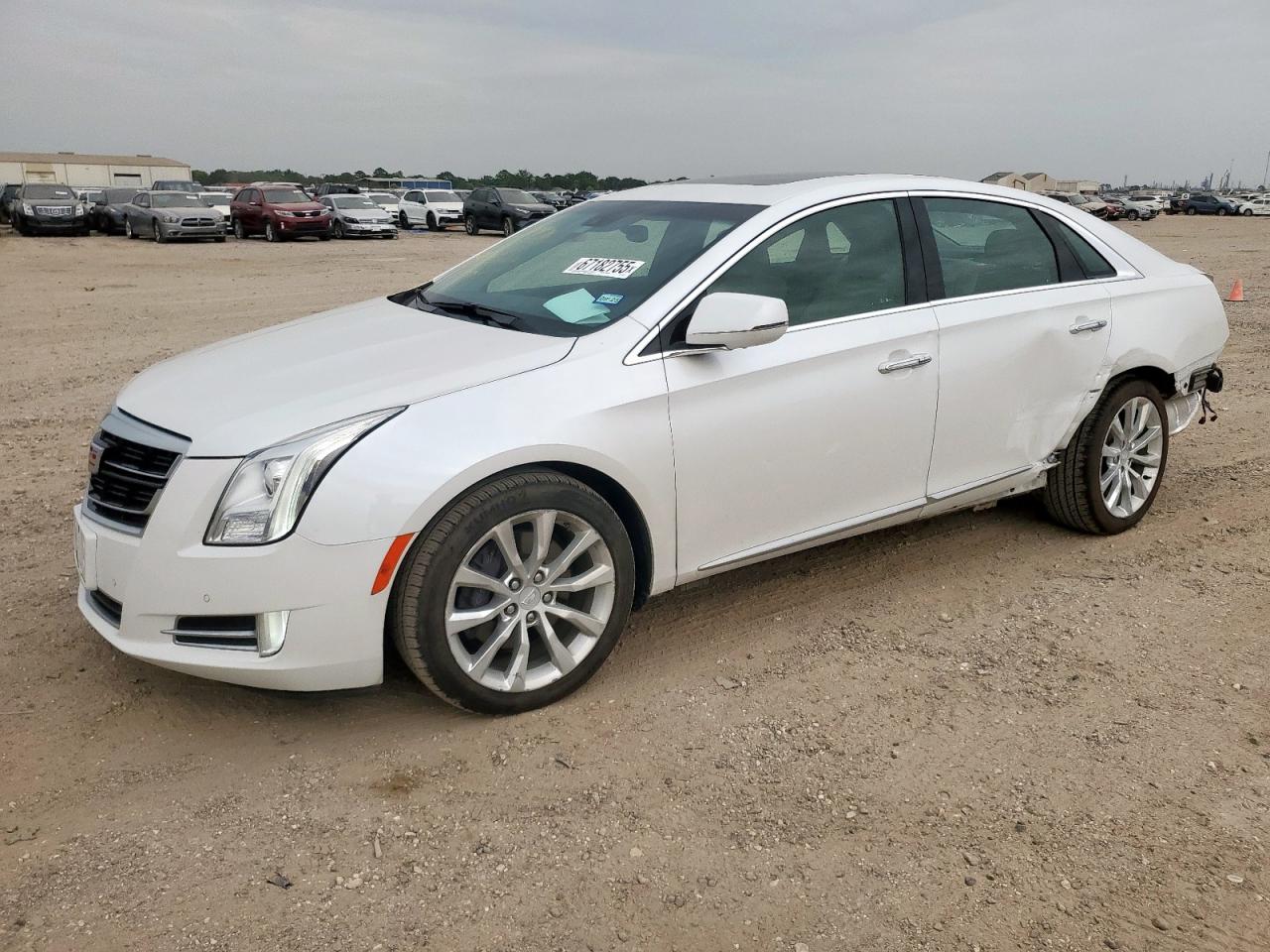CADILLAC XTS LUXURY 2016