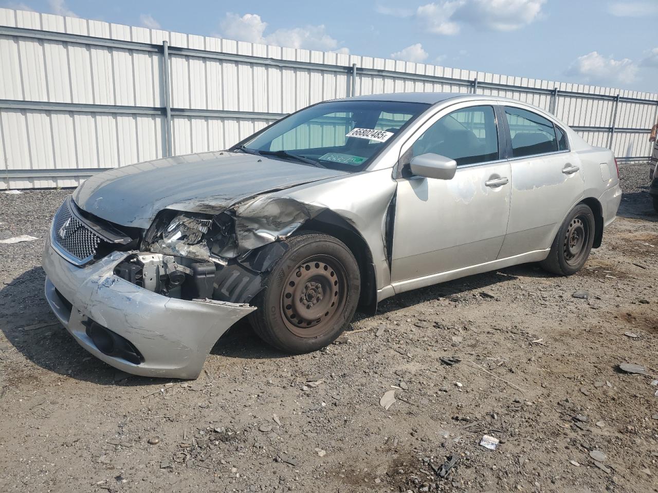 MITSUBISHI GALANT ES 2012