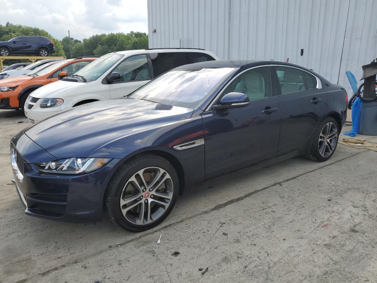 JAGUAR XE PREMIUM 2017