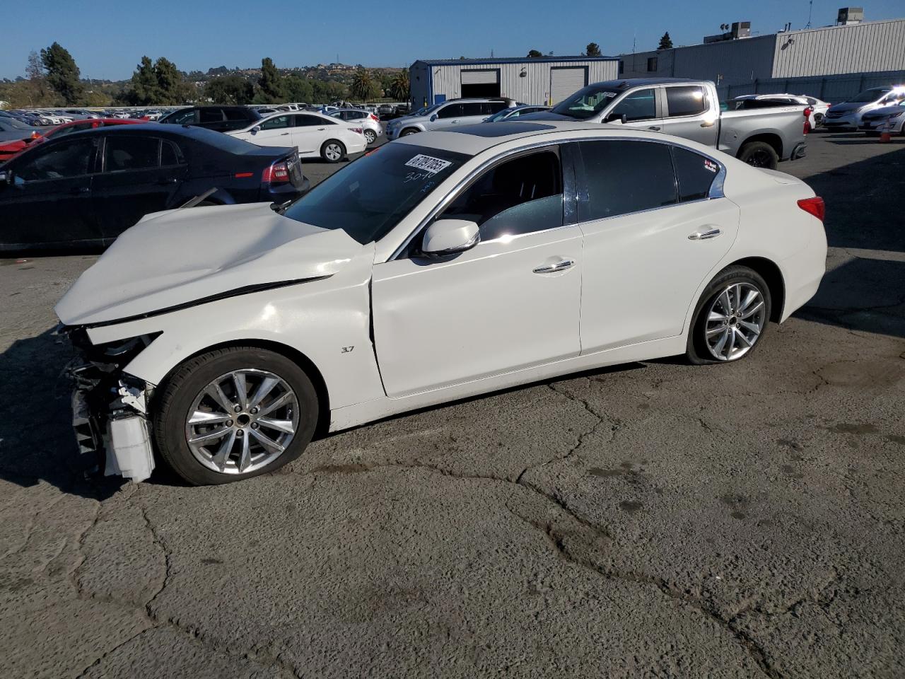 INFINITI Q50 2015