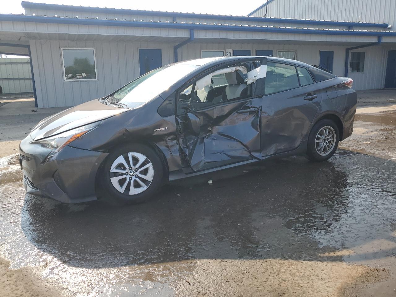 TOYOTA PRIUS 2017