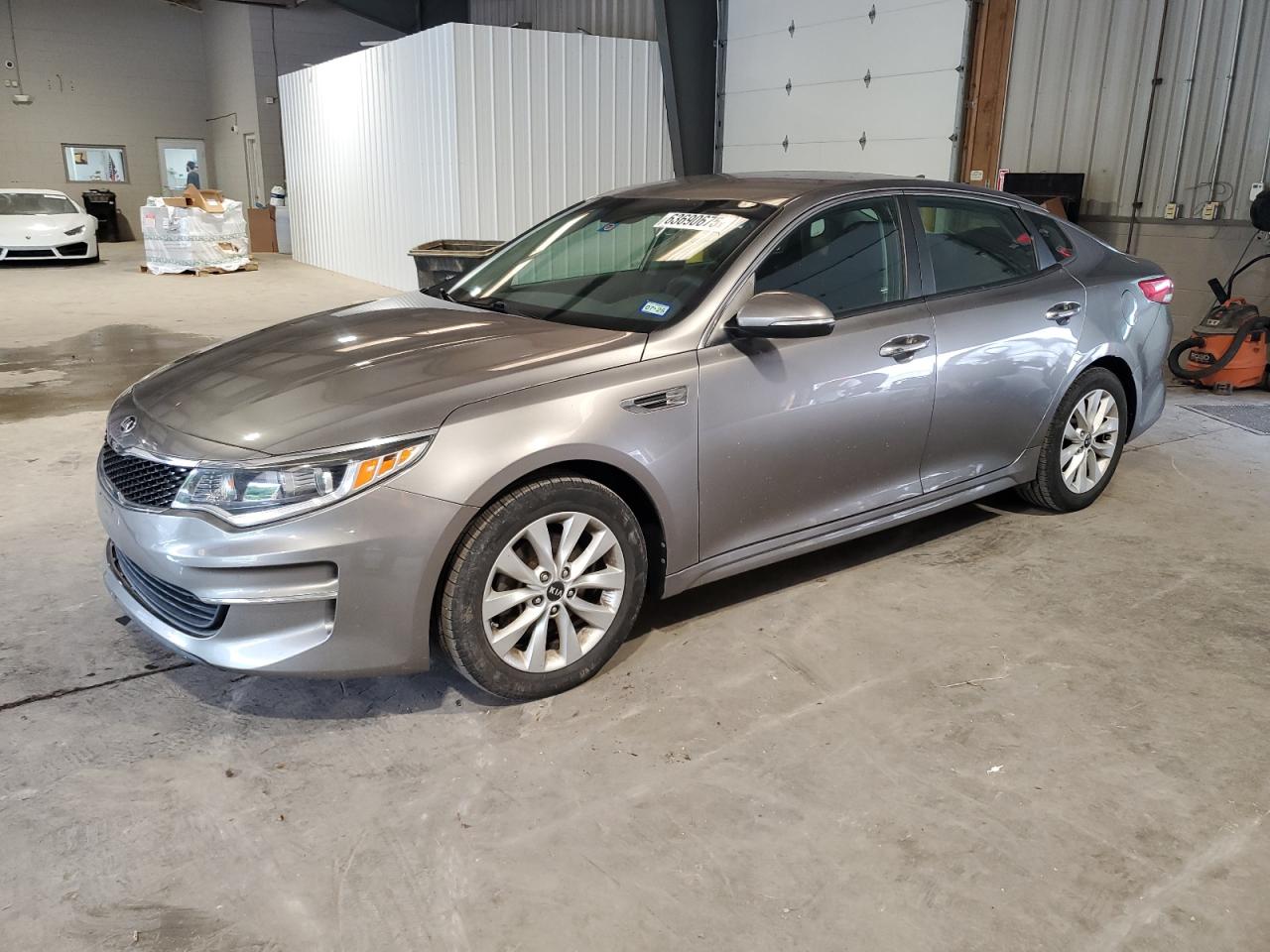 KIA OPTIMA LX 2016