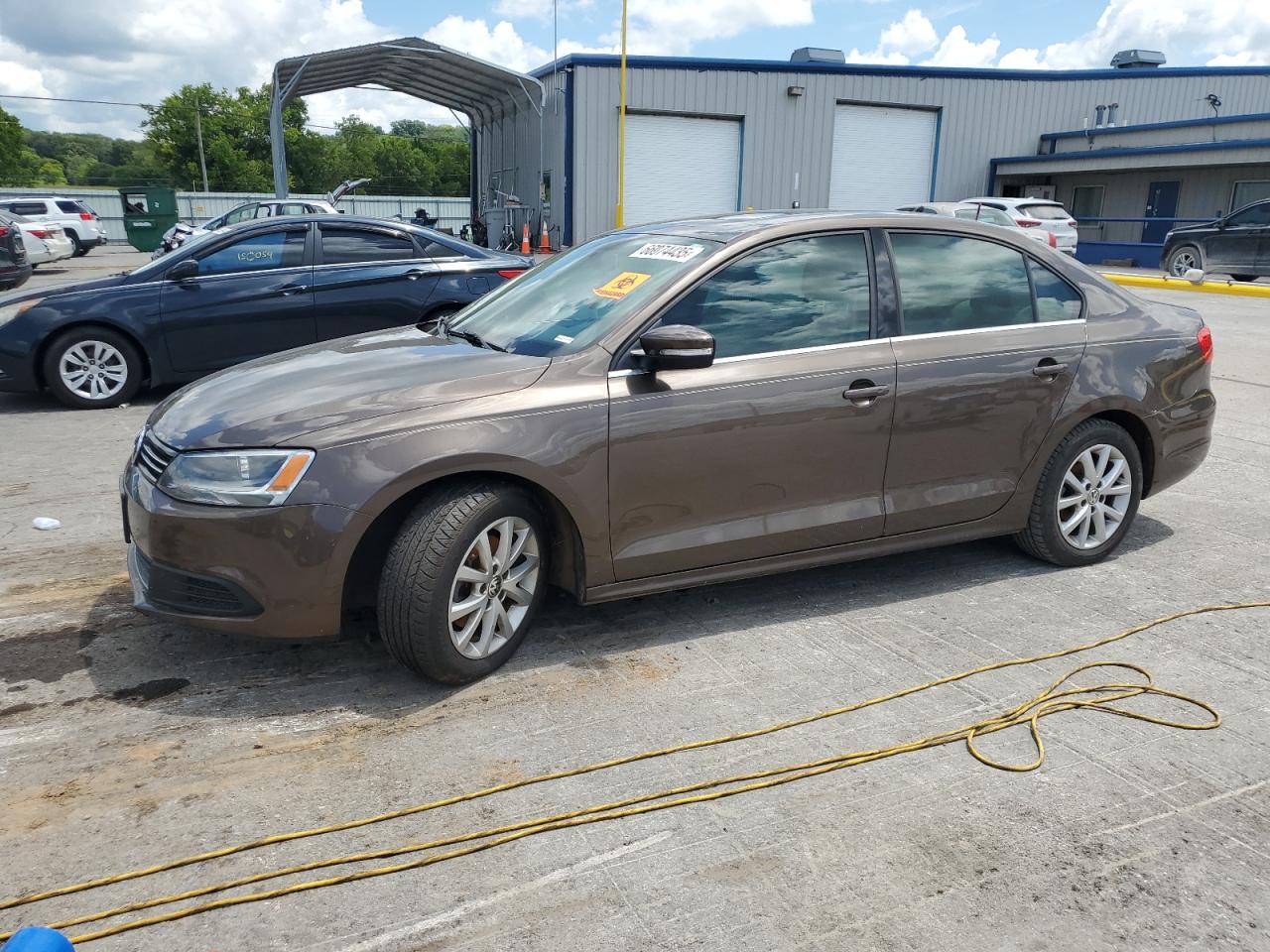 VOLKSWAGEN JETTA SE 2014