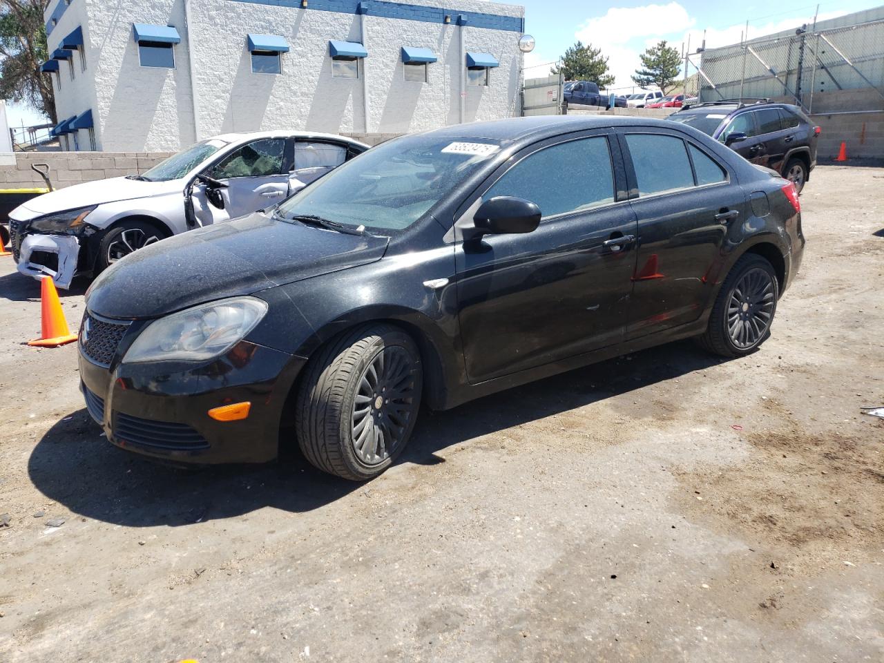 SUZUKI KIZASHI SE 2012
