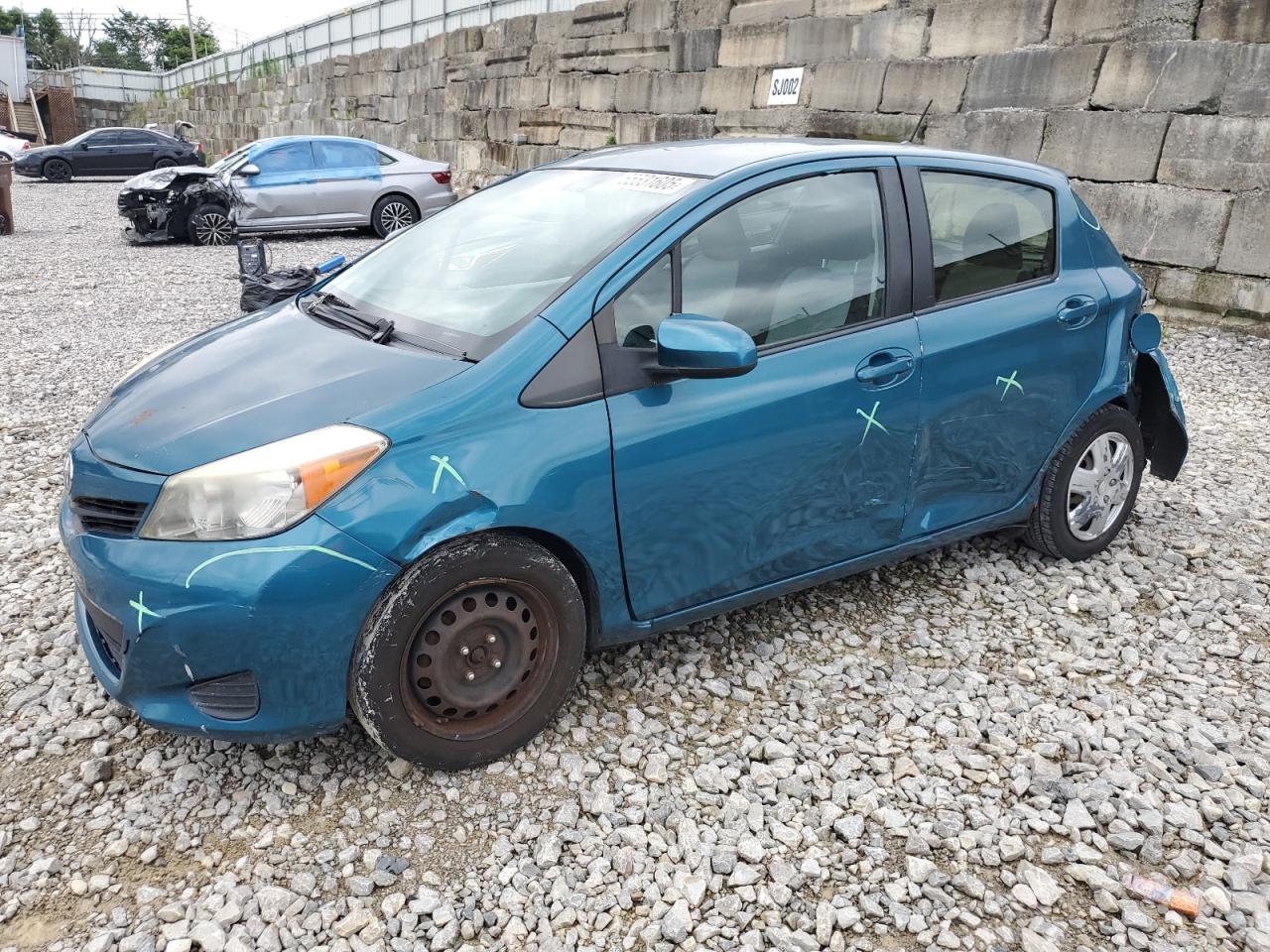 TOYOTA YARIS 2012