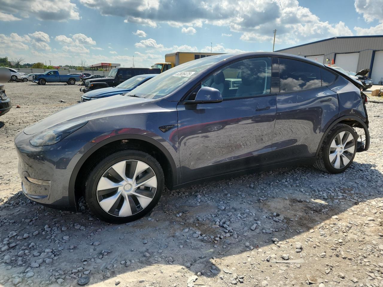 TESLA MODEL Y 2023