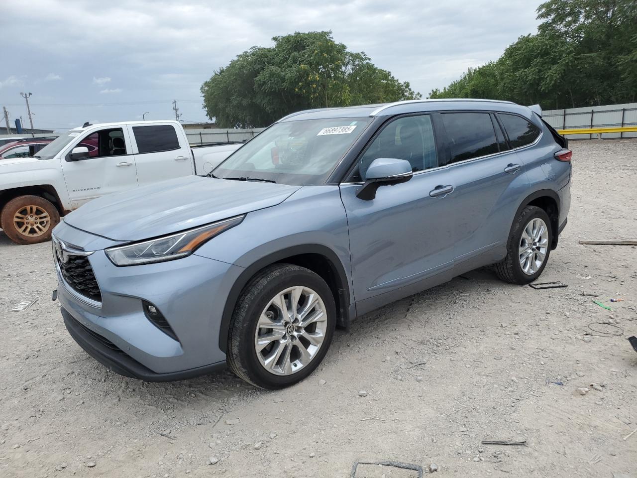 TOYOTA HIGHLANDER 2023