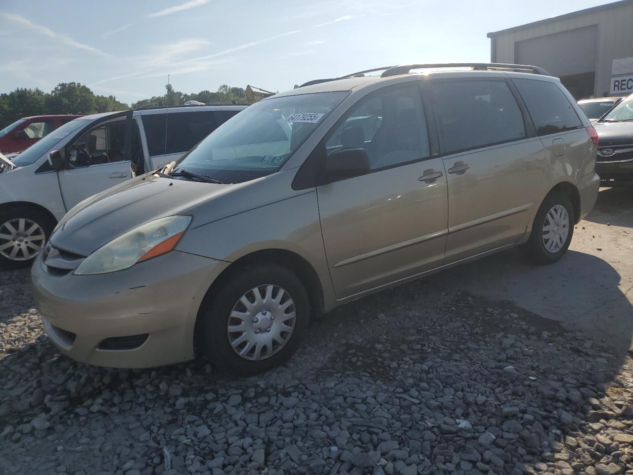 TOYOTA SIENNA CE 2006