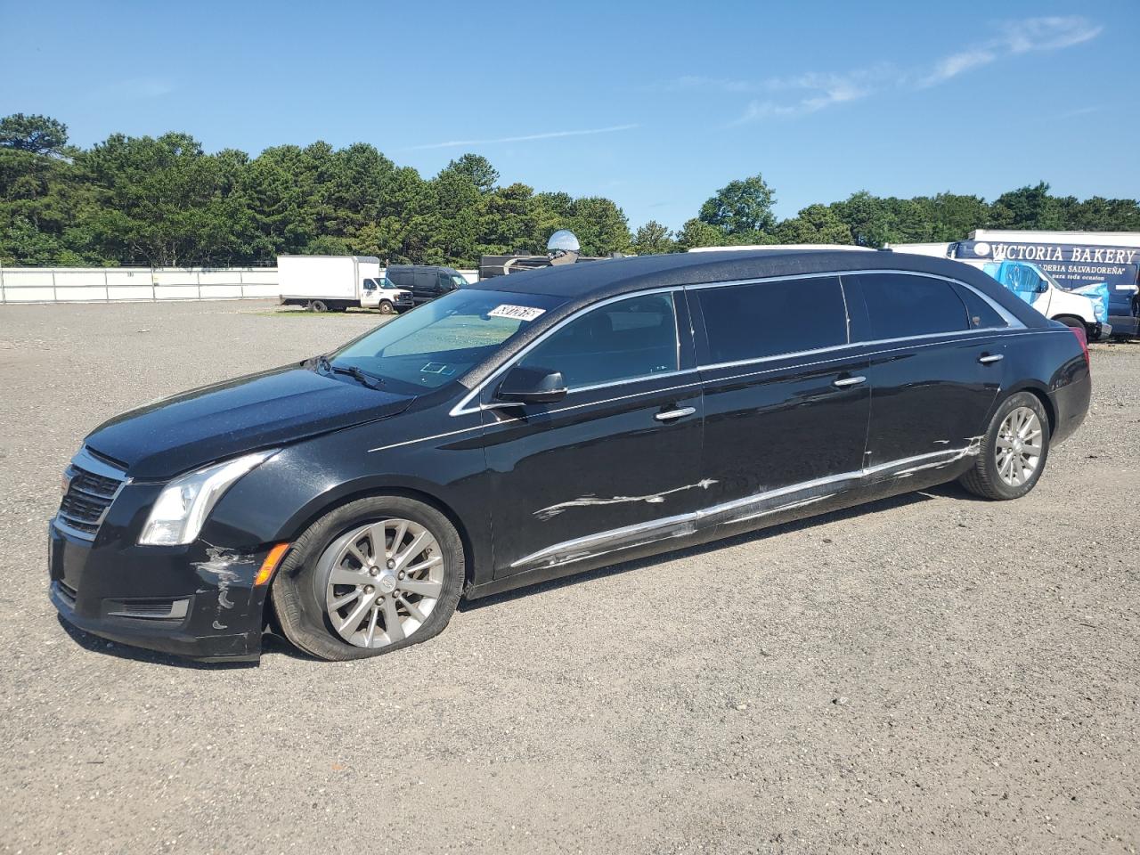 CADILLAC XTS LIMOUS 2017