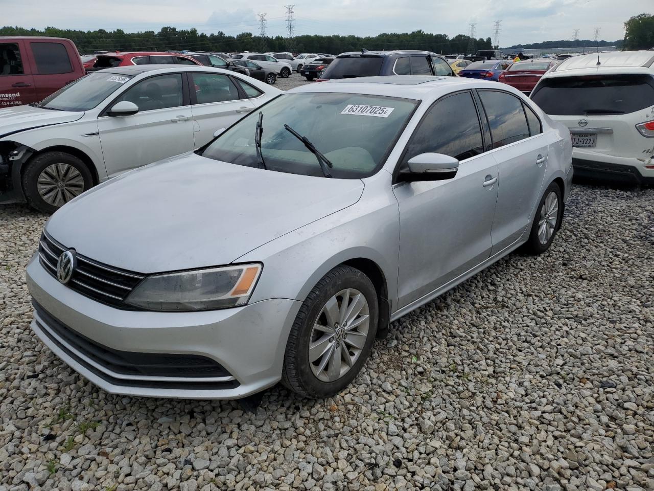 VOLKSWAGEN JETTA SE 2016