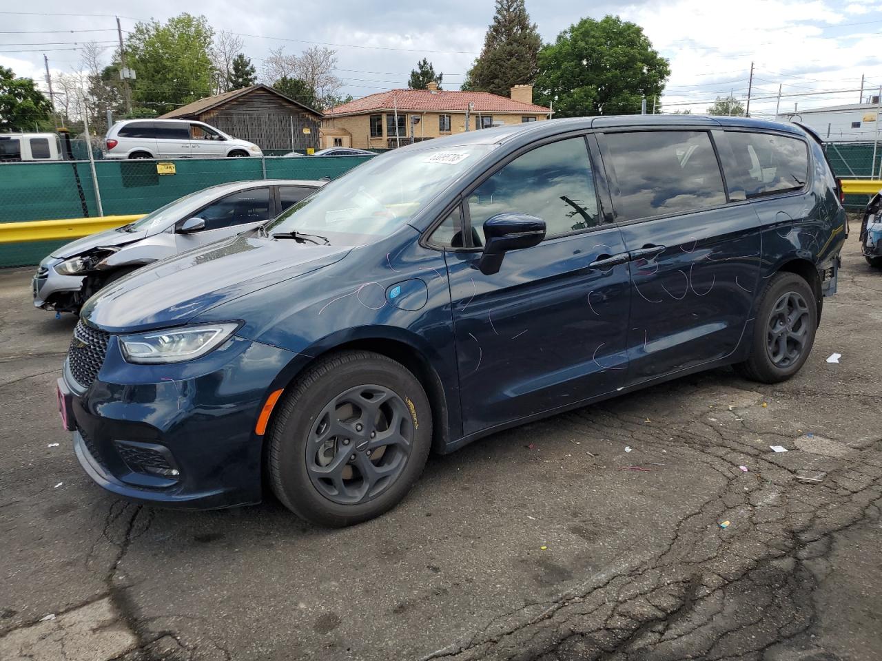 CHRYSLER PACIFICA HYBRID TOURING L 2022