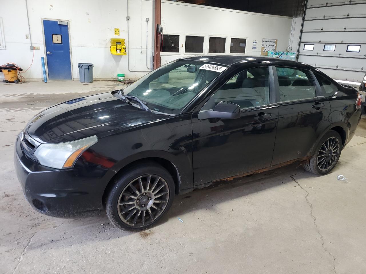 FORD FOCUS SES 2011