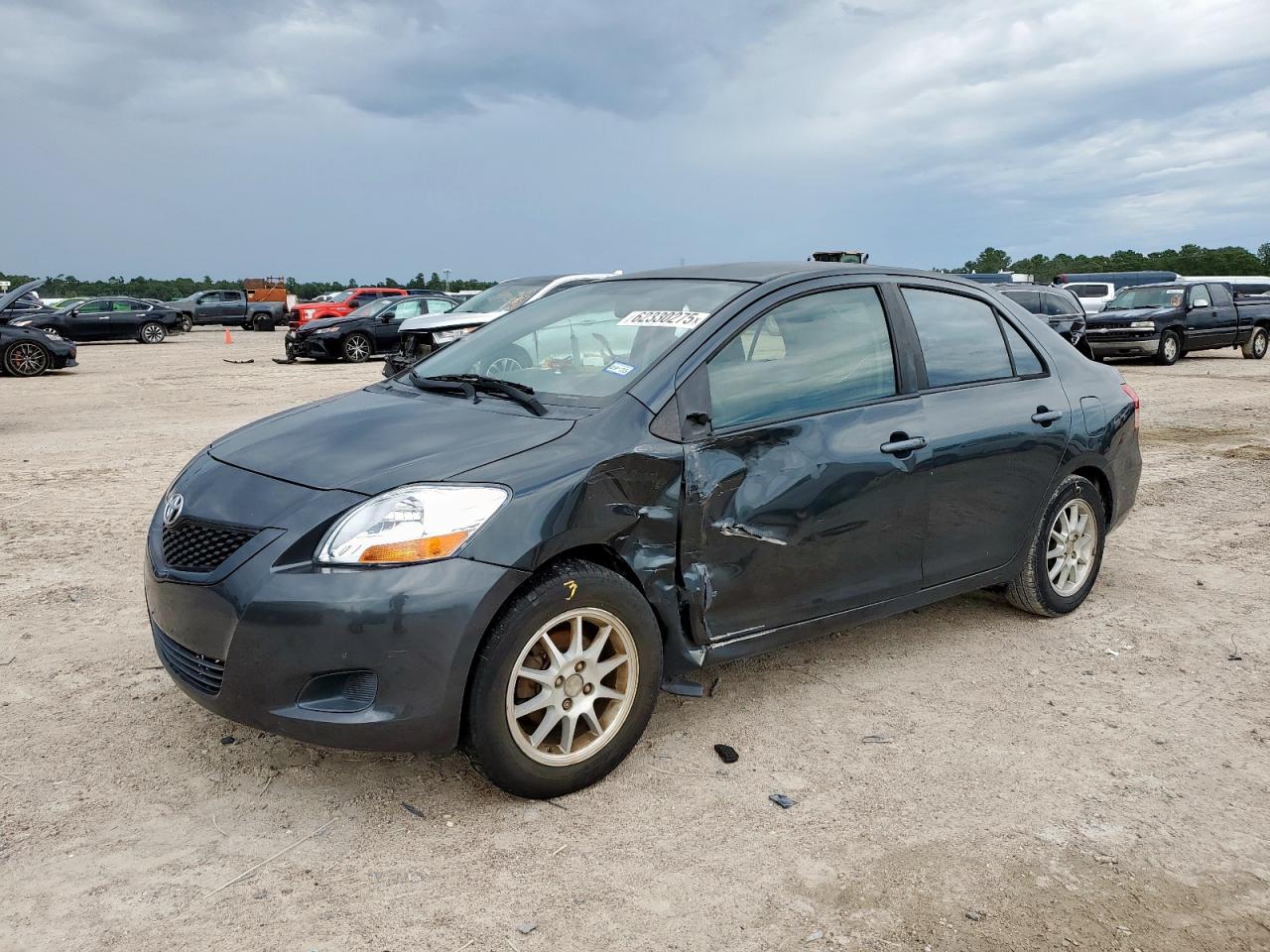TOYOTA YARIS 2010