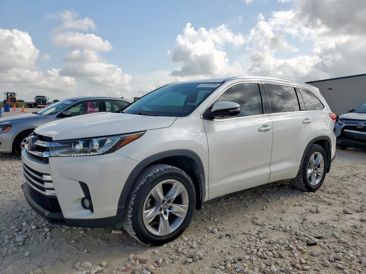 TOYOTA HIGHLANDER 2017