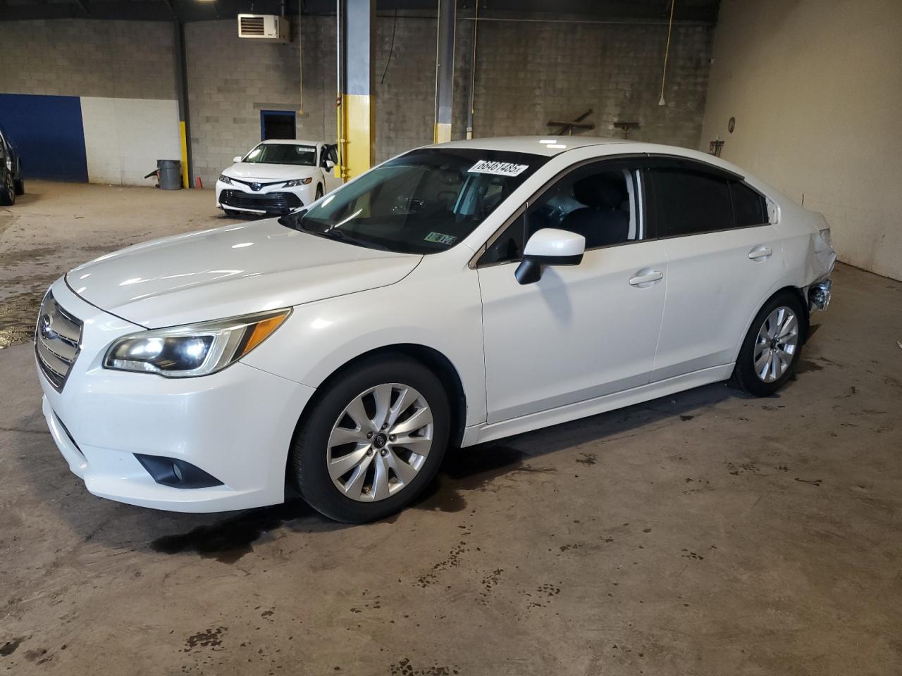 SUBARU LEGACY 2.5 2015