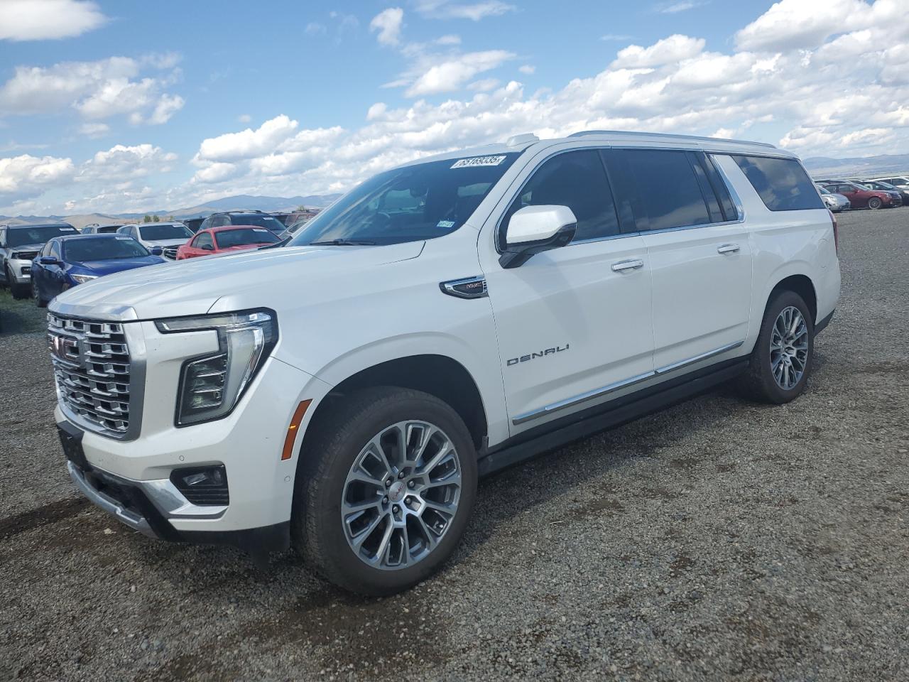 GMC YUKON XL DENALI 2025