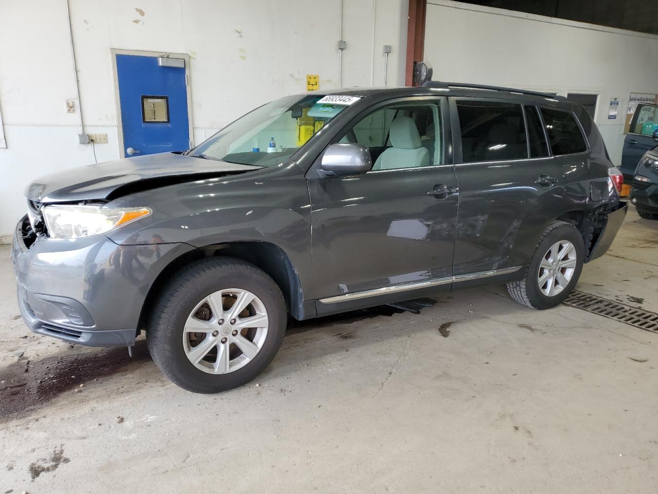 TOYOTA HIGHLANDER 2013