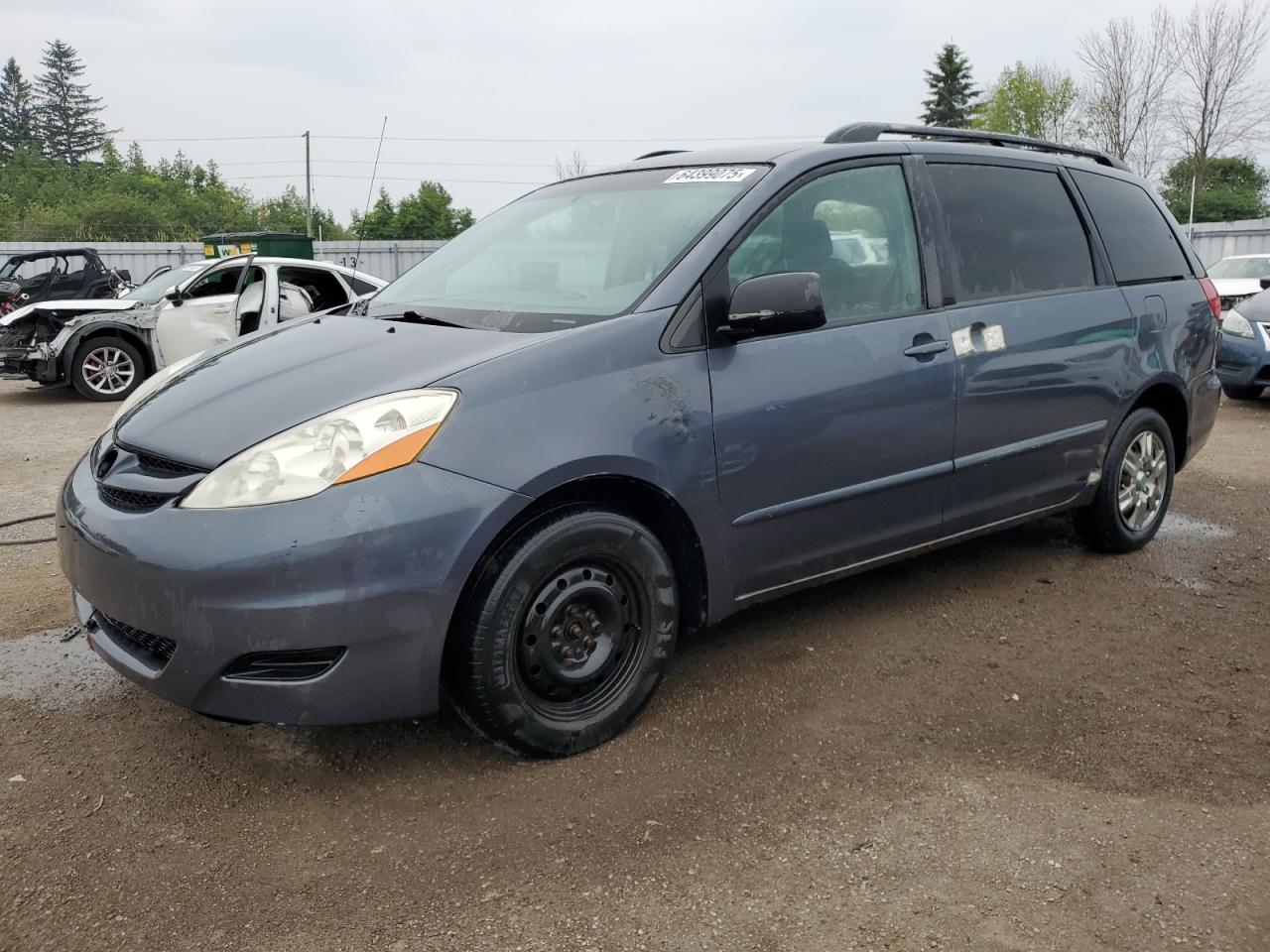 TOYOTA SIENNA CE 2008